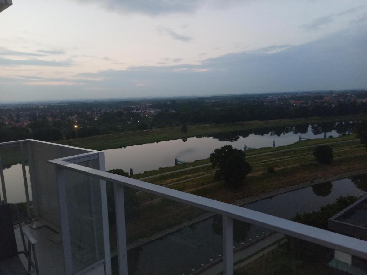 Wroclaw Penthouse Views Odra And City Center Dış mekan fotoğraf